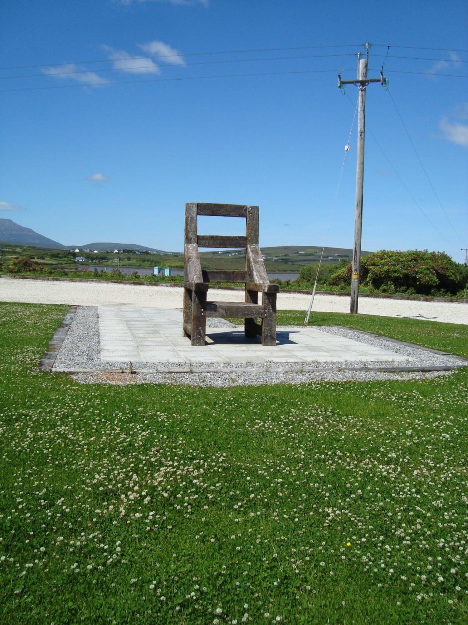 Hy Breasal B&B Achill Sound Esterno foto
